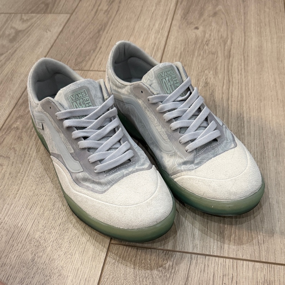 Vans Ave Beatrice Domond